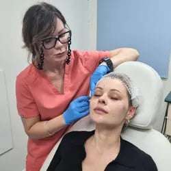 Aesthetic Nurse Anna providing an injectables treatment