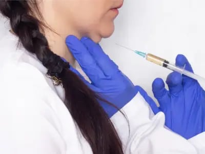 Fat-dissolving injections