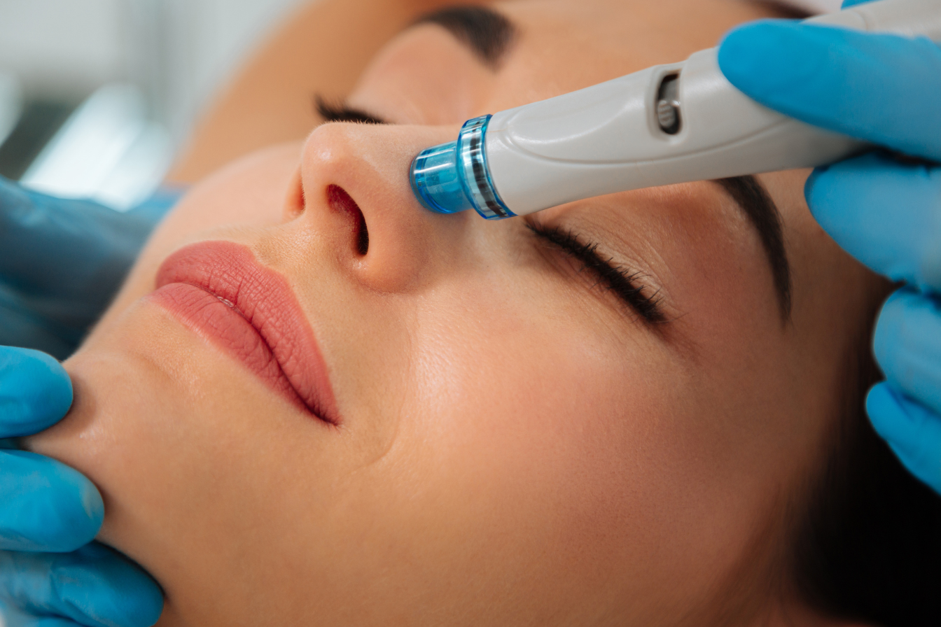 Woman receiving HydraFacial