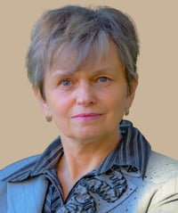 Dr Elena Zadneprovskaya 
