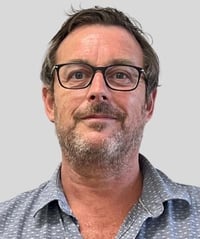 Dr Jonathan R Coldwell